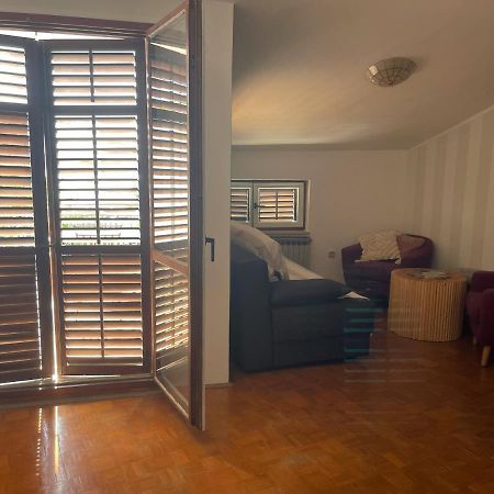 Apartment Zora In The Center Of Crikvenica Exterior foto